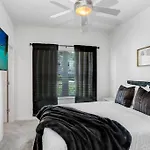 2-Bedroom Eccentric Oasis