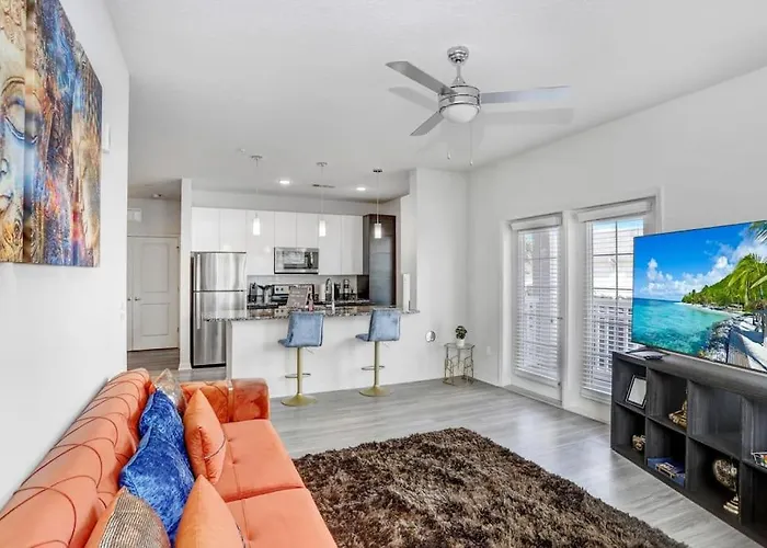 2-Bedroom Eccentric Oasis
